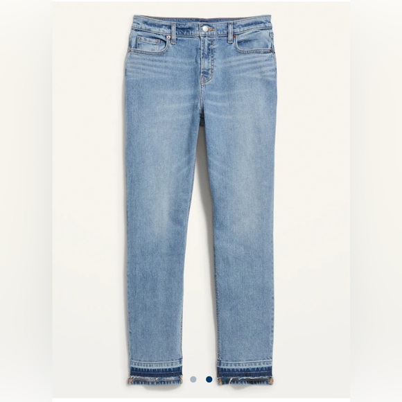 Old Navy Boyfriend Jeans - Picture 2 of 4